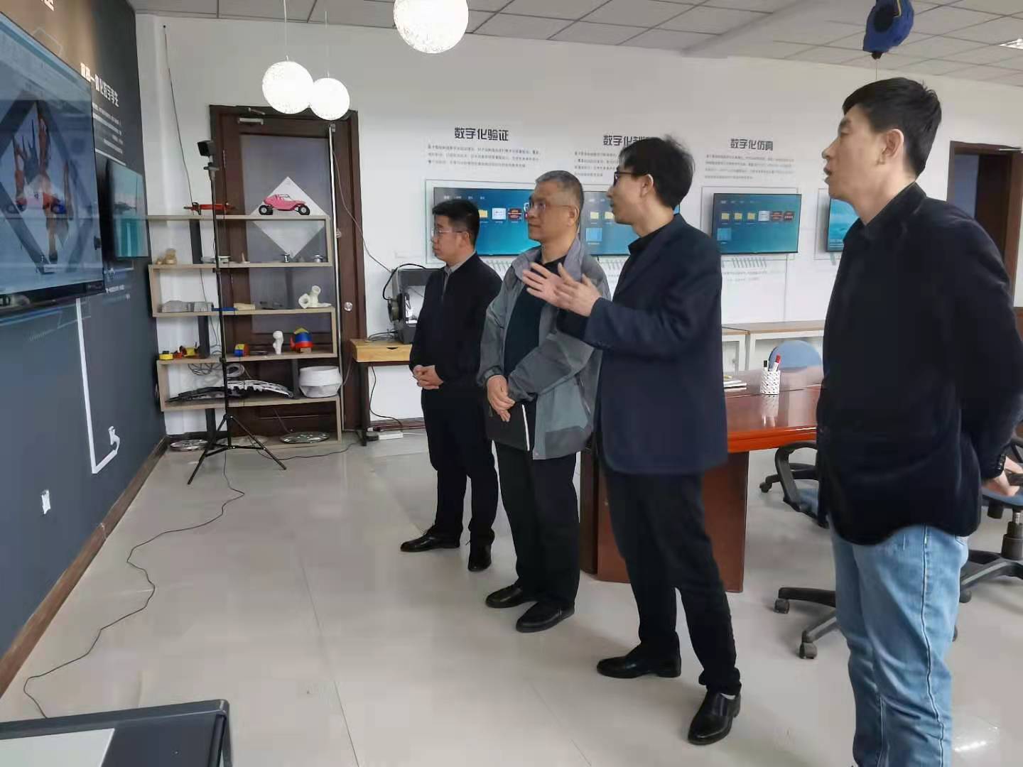 608a3f4203ea9.jpg 4d27dbbbfb4e0e182e630c8fae3cba9.jpg